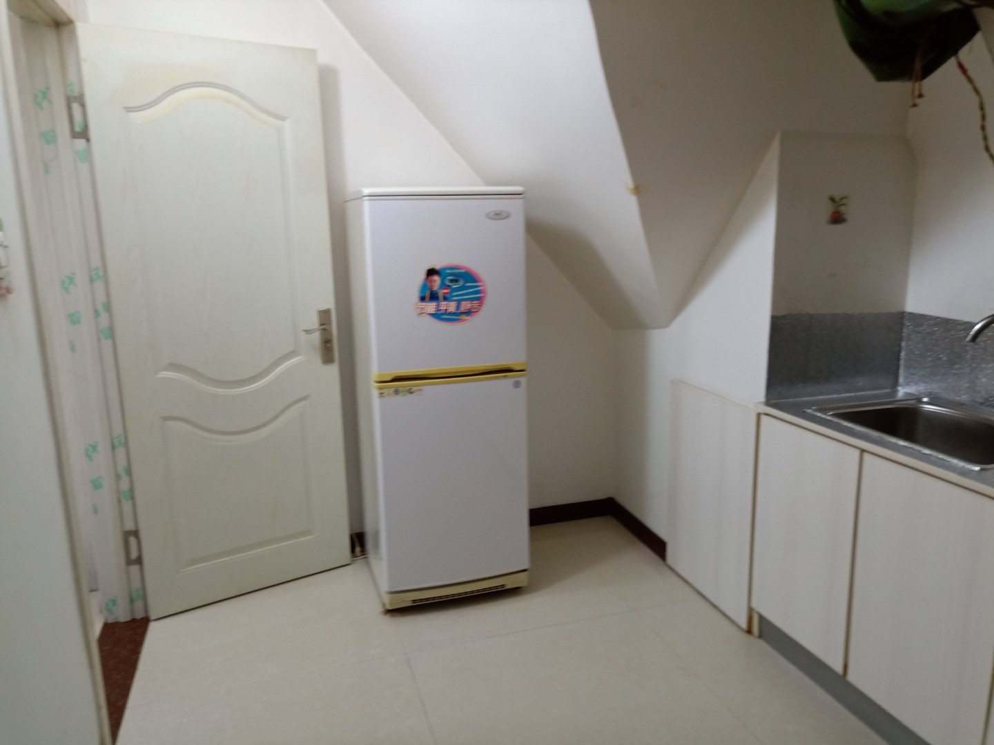 免費地暖精裝閣樓 免費地暖精裝閣樓