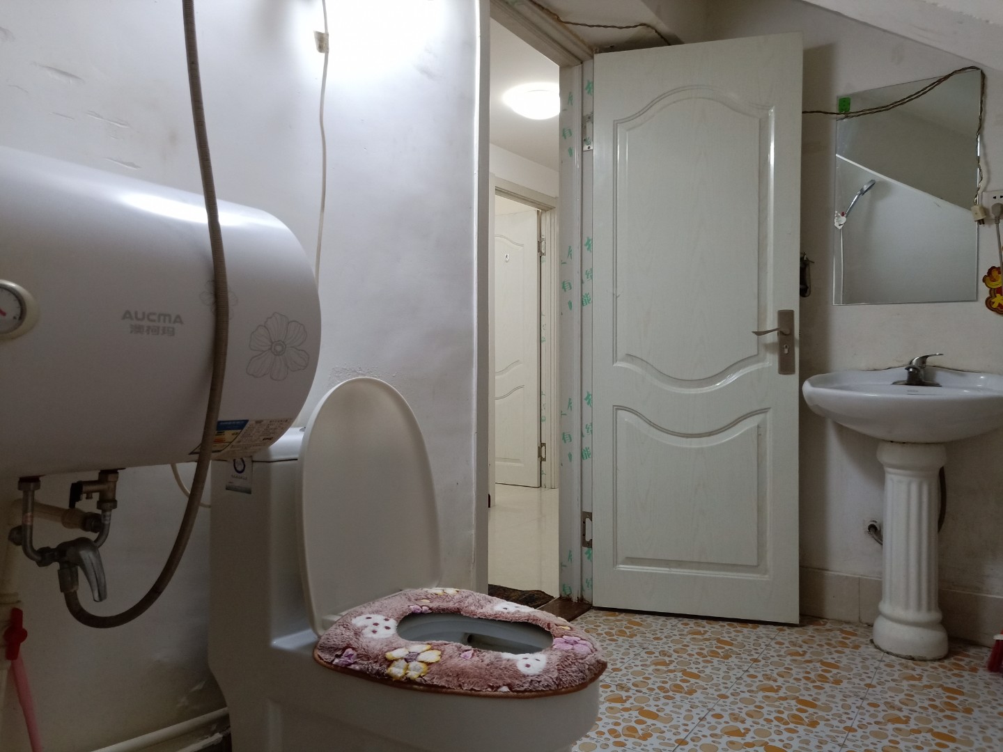 免費地暖精裝閣樓 免費地暖精裝閣樓