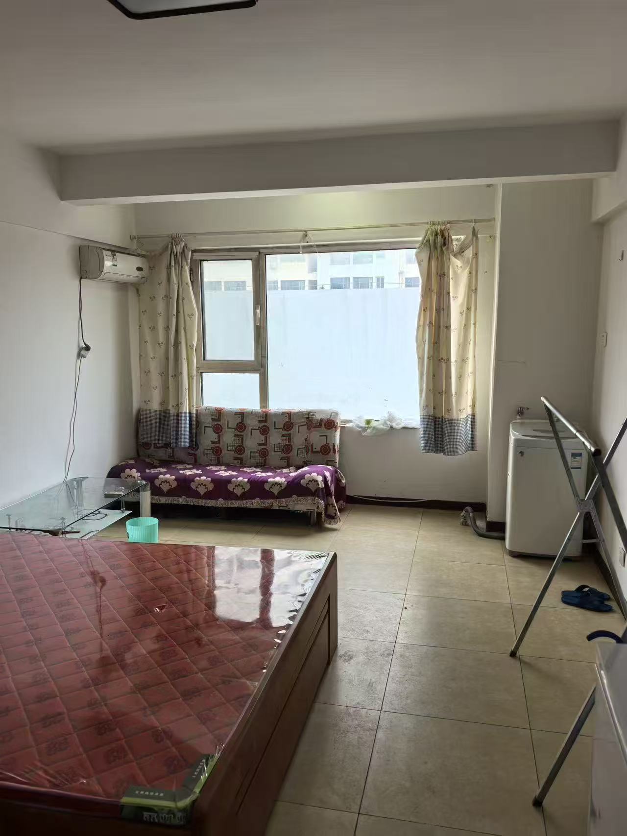 溫州商廈公寓東北向視線好面積45.6平700元/月