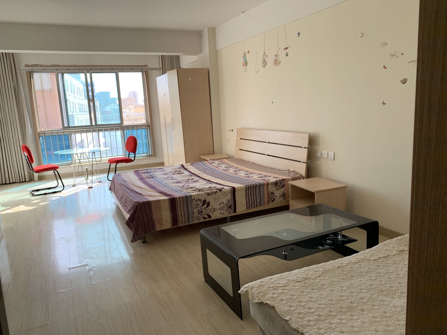 銀河世家公寓出租家電齊全拎包入住