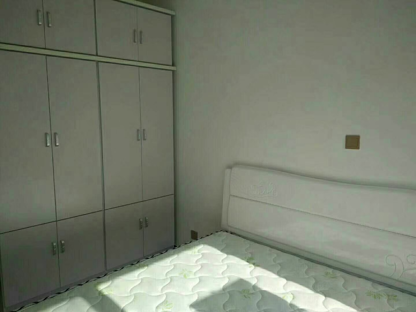 文登汽車站南小戶型房屋出租