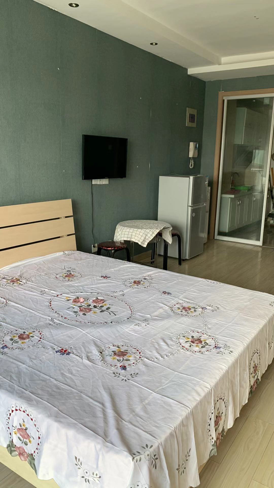 銀河世家公寓出租家電齊全拎包入住