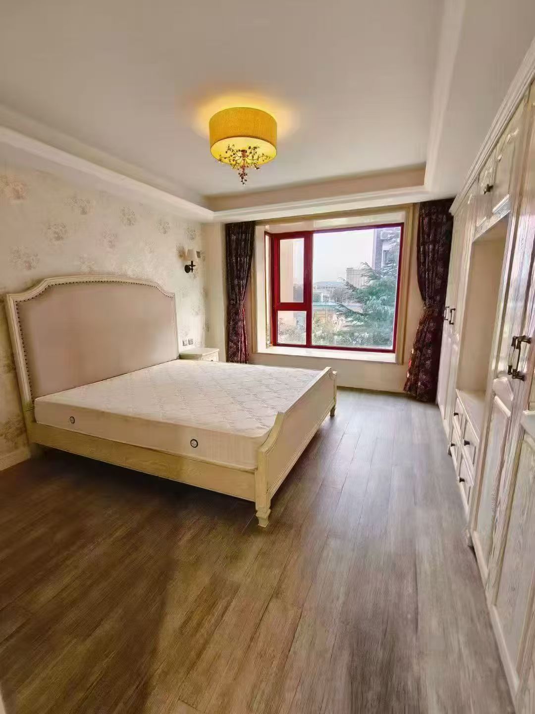 多層電梯洋房二樓寶陸御園141平三室兩衛(wèi)全屋定制89.5萬 多層電梯洋房二樓寶陸御園141平三室兩衛(wèi)全屋定制89.5萬