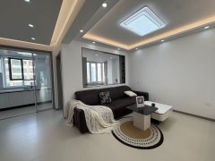 海泰莊園一期電梯好樓層112.56平送草房三室時尚57.8萬