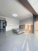 海泰莊園一期小高層住人10樓113.58平 三室精裝53.8