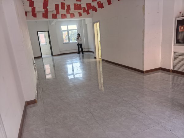 單山路(城南)旺鋪出租 單山路(城南)旺鋪出租