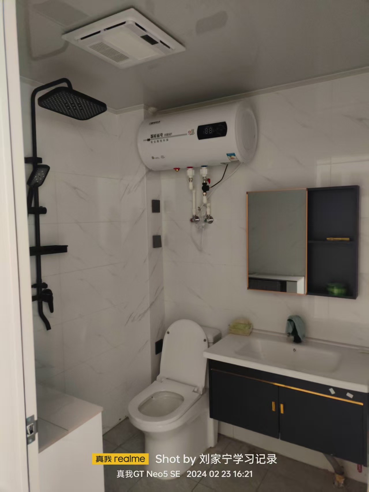 榮昌花園小區(qū)2層60平米房屋出租