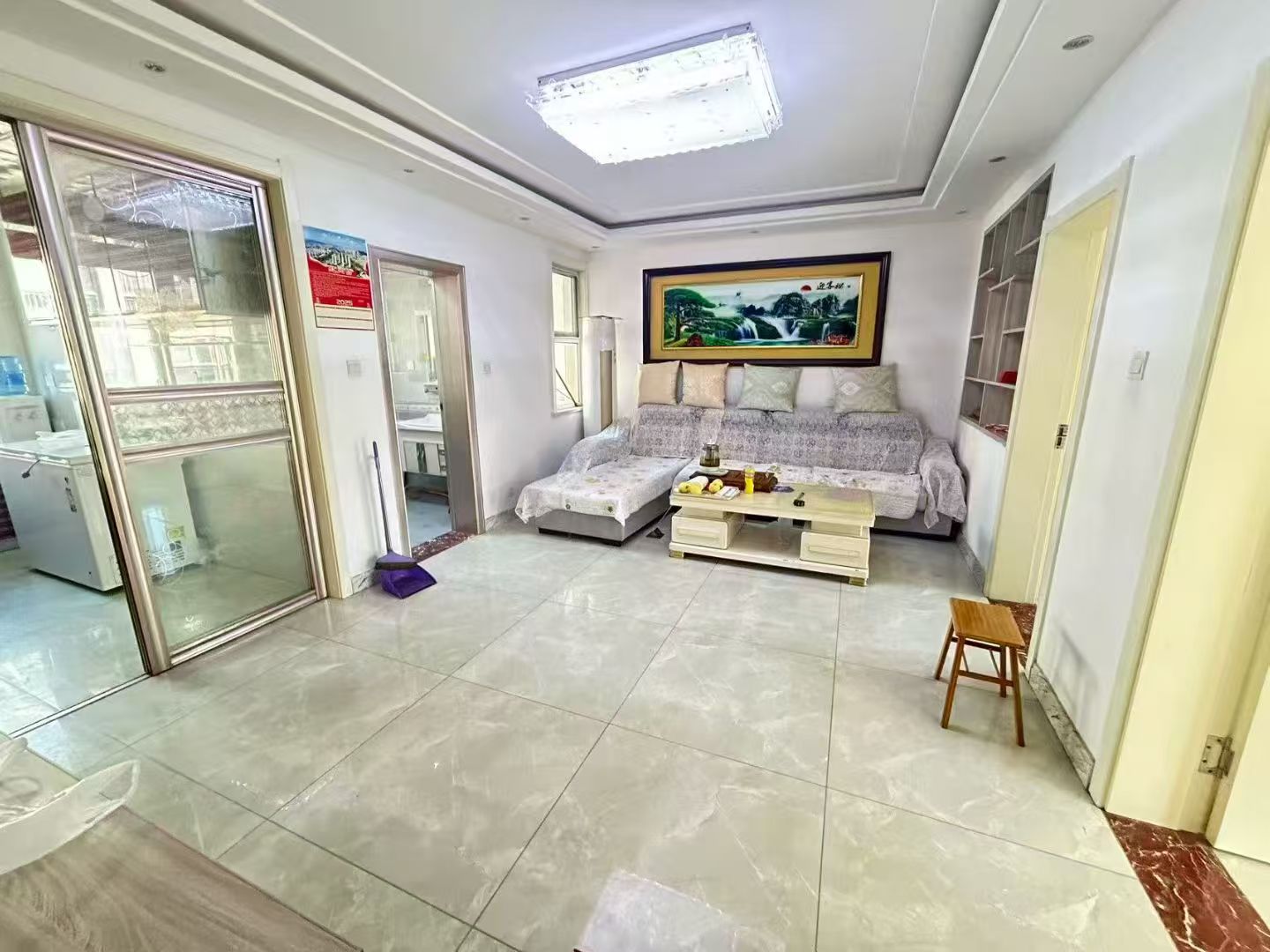 @900/月，銀海綠洲，3樓