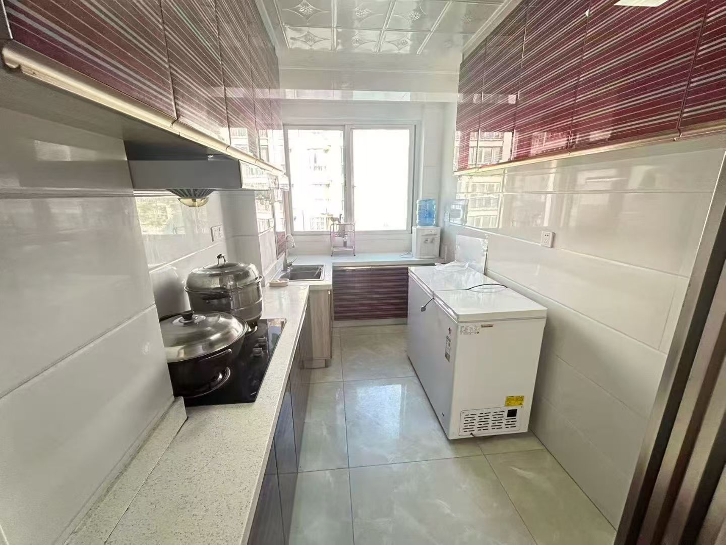 @900/月，銀海綠洲，3樓