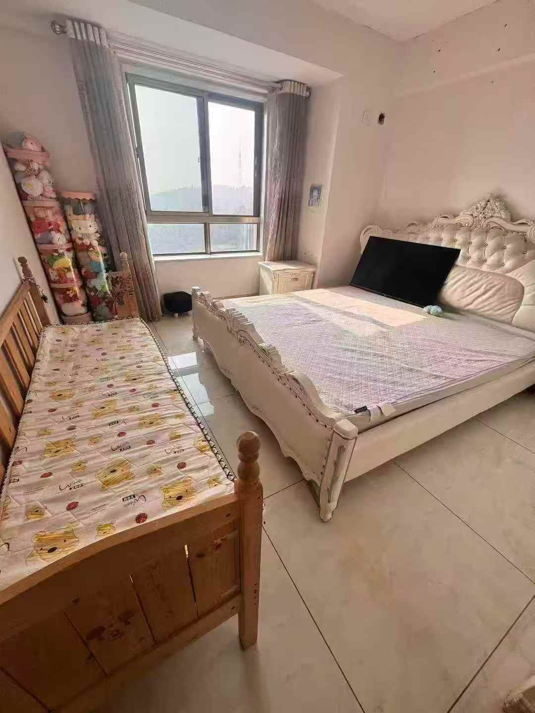 峰山御景電梯11樓帶閣樓110.38平方三室兩衛(wèi)婚房53.8 峰山御景電梯11樓帶閣樓110.38平方三室兩衛(wèi)婚房53.8