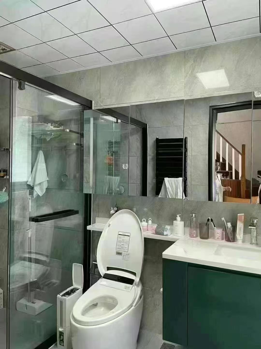 新一中旁上海豪庭復(fù)式147平四室兩衛(wèi)豪華裝修96.8萬 新一中旁上海豪庭復(fù)式147平四室兩衛(wèi)豪華裝修96.8萬