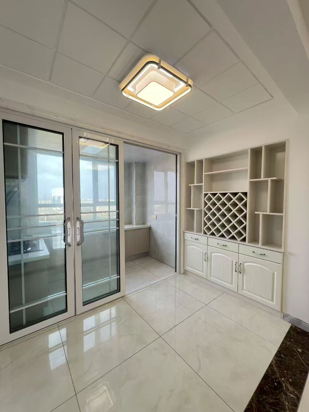 天山水尚12樓103.43平三室婚房34.8萬 天山水尚12樓103.43平三室婚房34.8萬