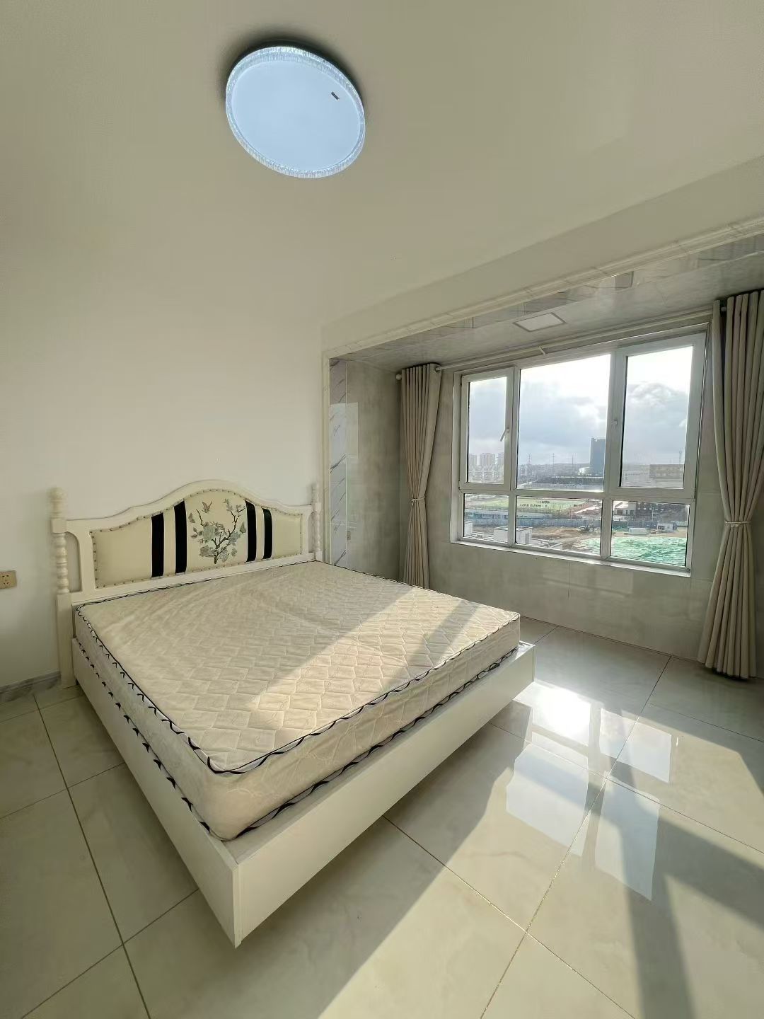 天山水尚12樓103.43平三室婚房34.8萬 天山水尚12樓103.43平三室婚房34.8萬