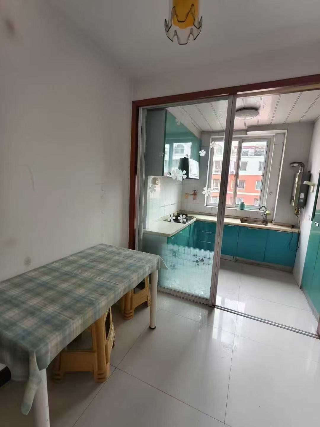 陽(yáng)光小區(qū)五樓頂二111平南三室26.8萬(wàn) 陽(yáng)光小區(qū)五樓頂二111平南三室26.8萬(wàn)