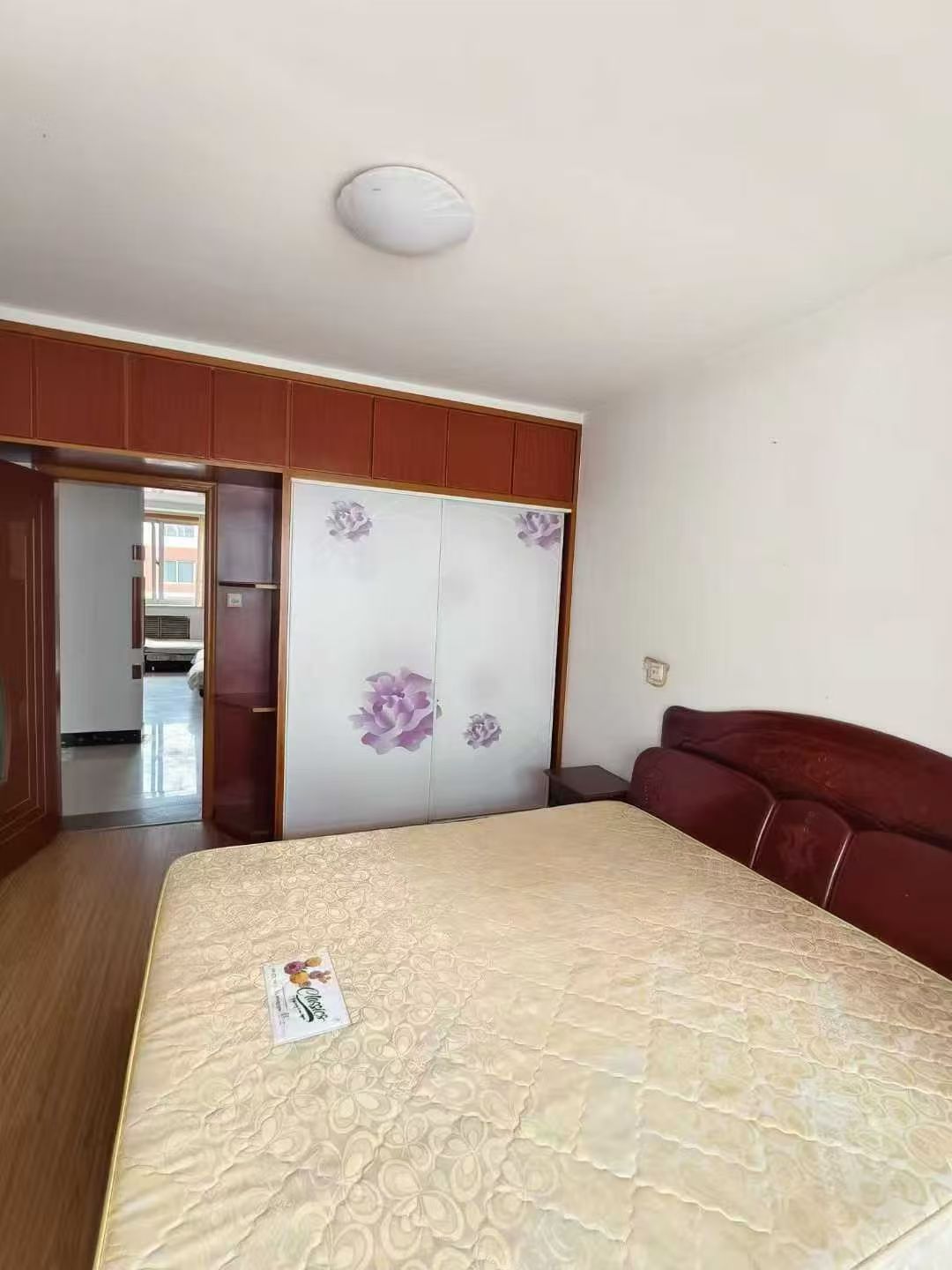 陽(yáng)光小區(qū)五樓頂二111平南三室26.8萬(wàn) 陽(yáng)光小區(qū)五樓頂二111平南三室26.8萬(wàn)