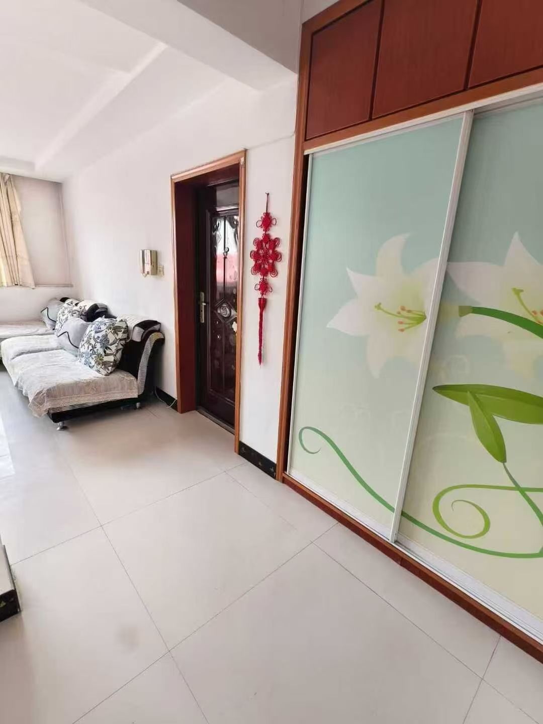 陽(yáng)光小區(qū)五樓頂二111平南三室26.8萬(wàn) 陽(yáng)光小區(qū)五樓頂二111平南三室26.8萬(wàn)