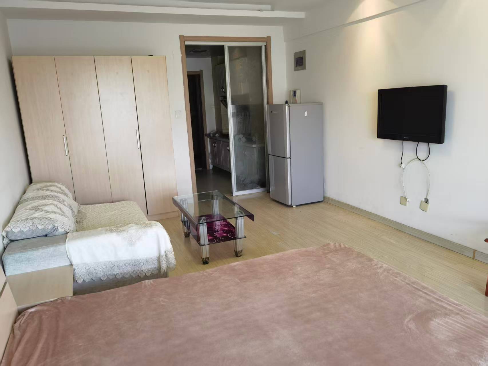 銀河世家公寓出租家電齊全拎包入住