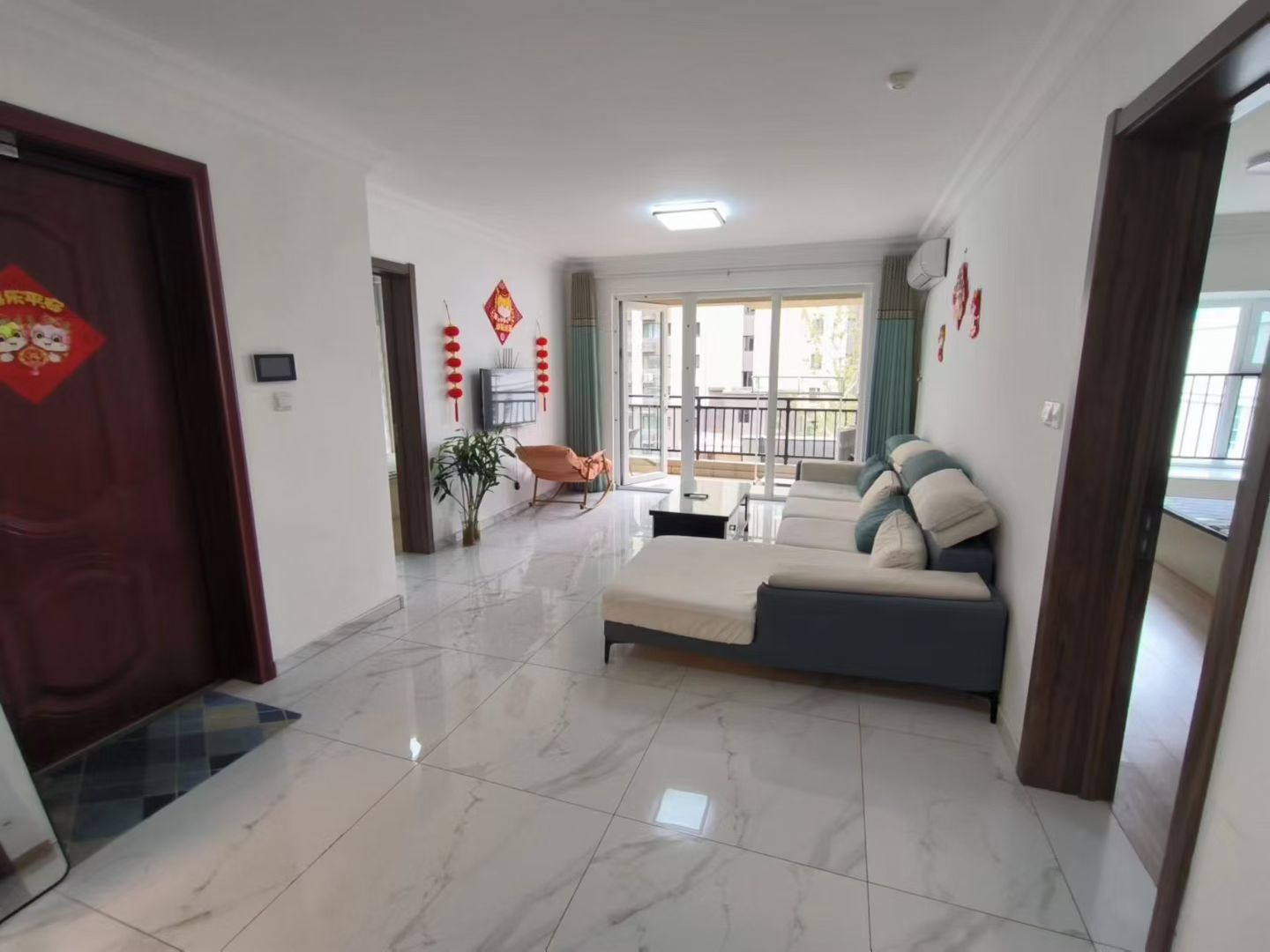 @1600/月，棲鳳臺，3室2衛(wèi)