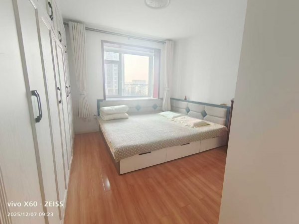 御臨華府電梯4樓125平三室兩衛(wèi)58.8萬(wàn) 御臨華府電梯4樓125平三室兩衛(wèi)58.8萬(wàn)