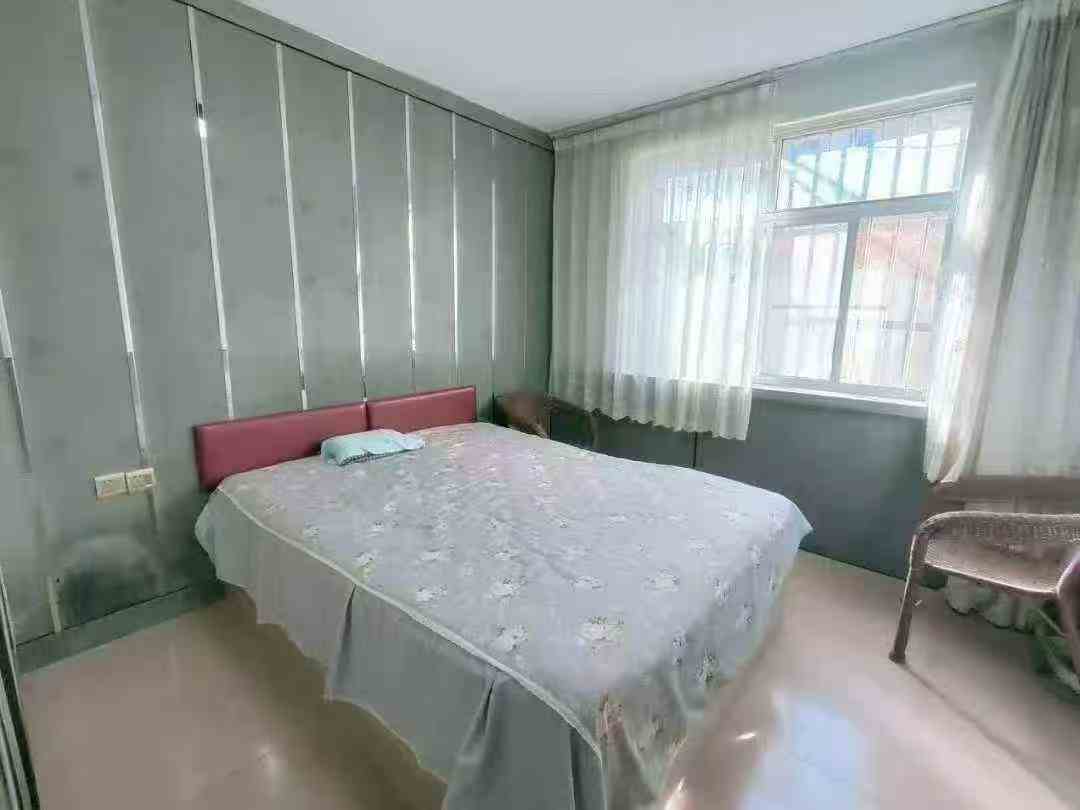 不愛爬樓梯的房南山街貼地一樓82平方三室17.8萬 不愛爬樓梯的房南山街貼地一樓82平方三室17.8萬