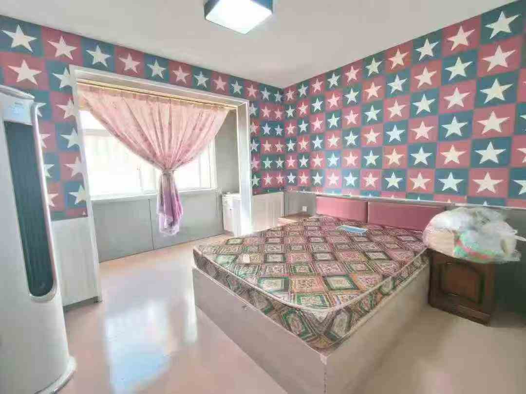 不愛爬樓梯的房南山街貼地一樓82平方三室17.8萬 不愛爬樓梯的房南山街貼地一樓82平方三室17.8萬