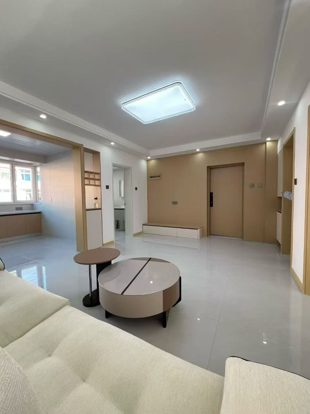 五龍街2樓框架91.46平精裝修兩室36.8萬 五龍街2樓框架91.46平精裝修兩室36.8萬