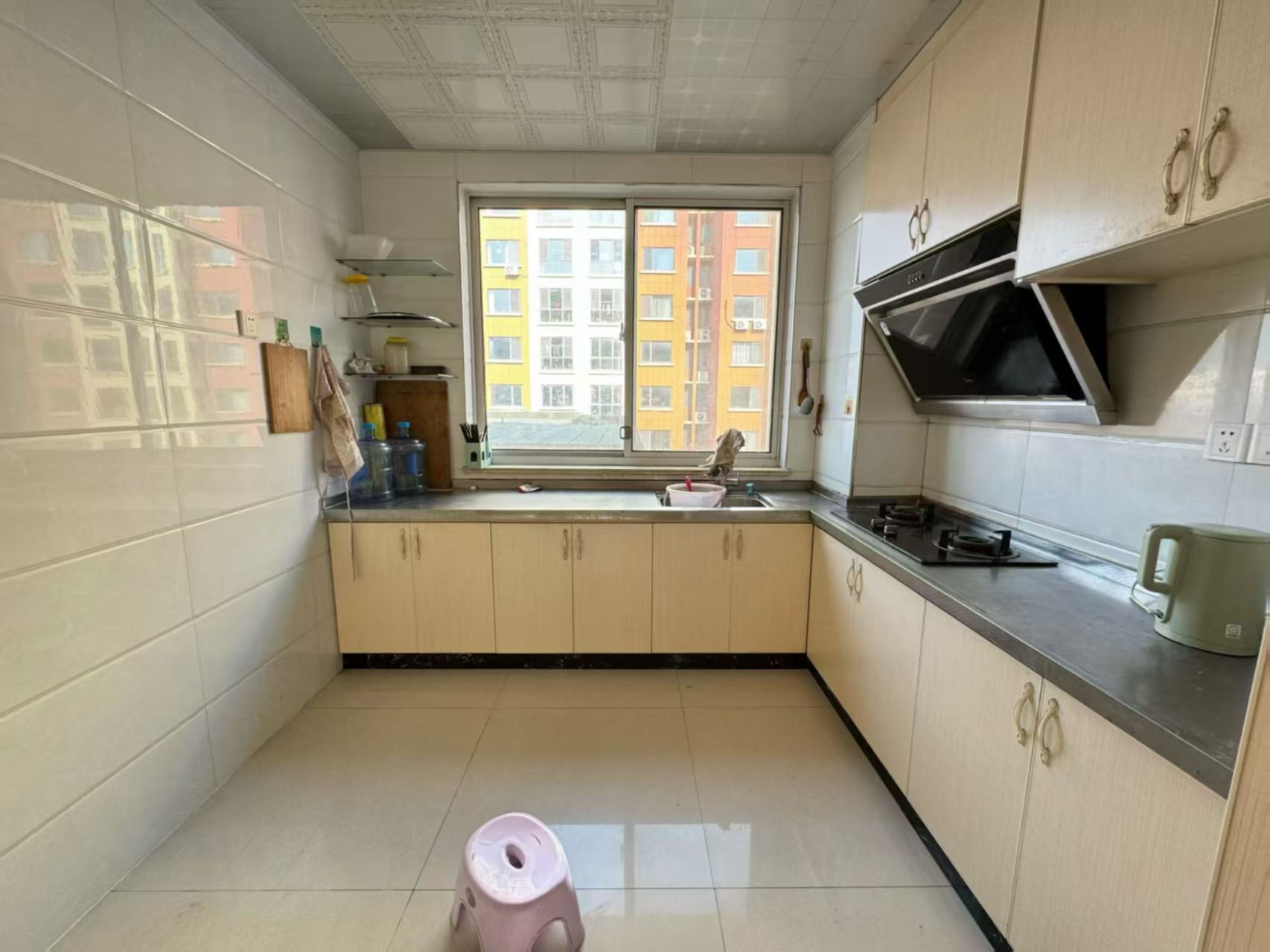 陽春街框架新樓一樓85.41平二室29.8萬元 陽春街框架新樓一樓85.41平二室29.8萬元