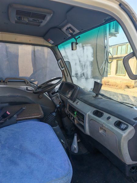 江淮雙排廂式貨車