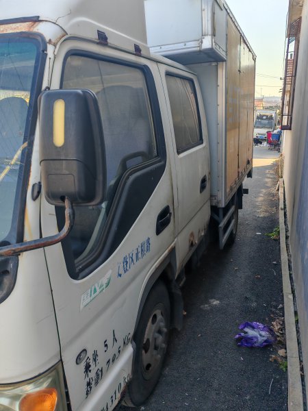 江淮雙排廂式貨車