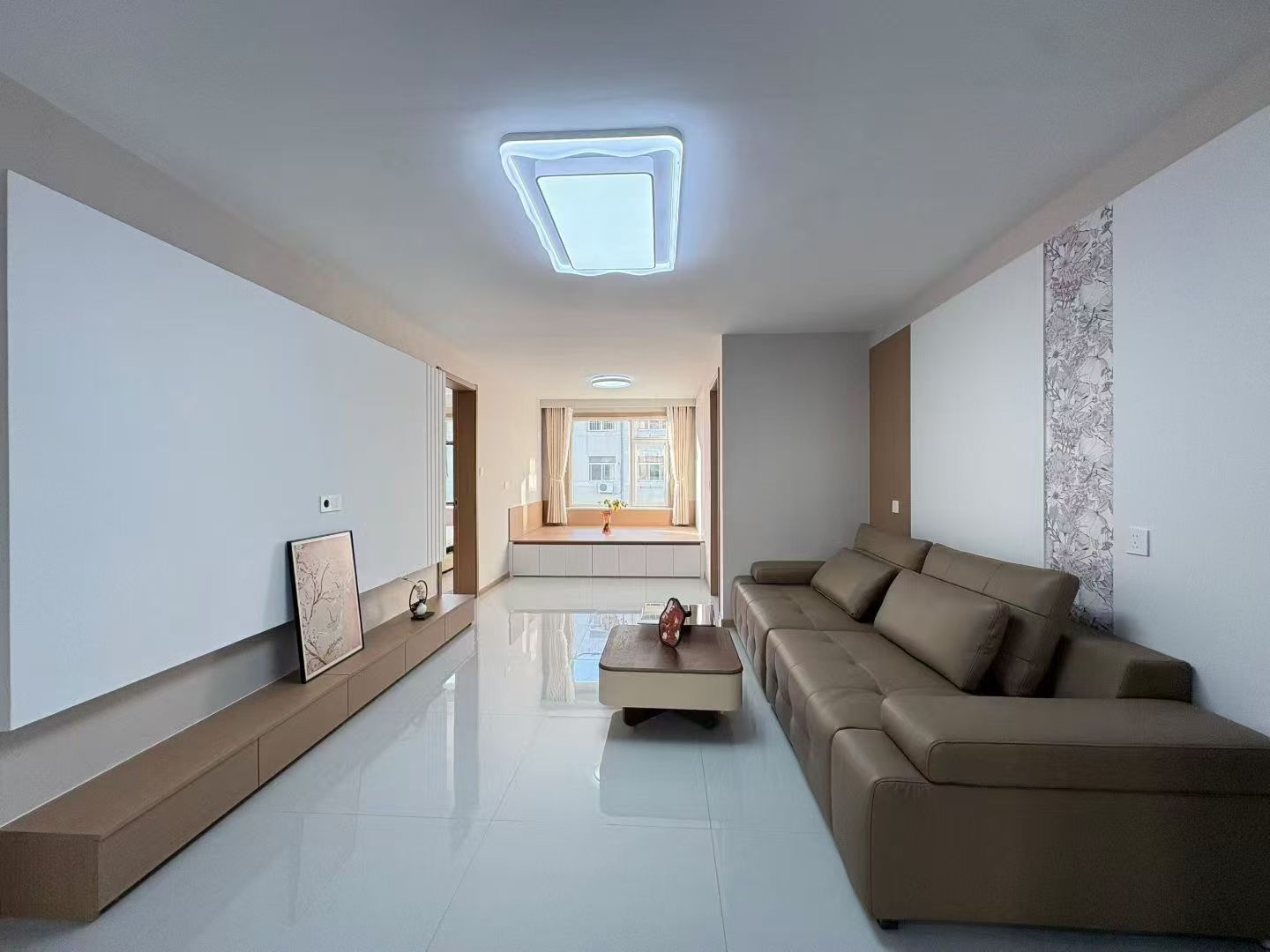 金地街四室精裝修120.57平二樓37萬(wàn) 金地街四室精裝修120.57平二樓37萬(wàn)