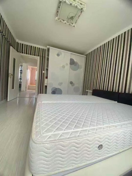 芙蓉文秀苑三樓90.13平兩室39.8萬 芙蓉文秀苑三樓90.13平兩室39.8萬