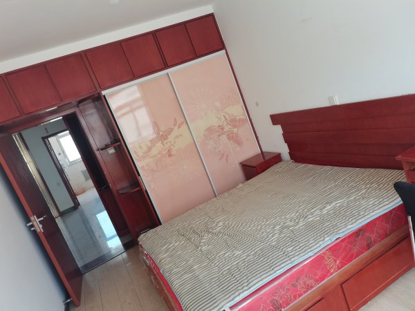 實驗中學**房利民街29號樓