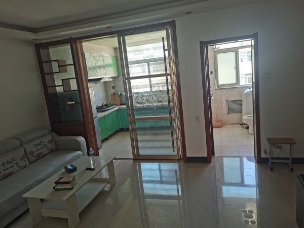 實驗中學**房利民街29號樓