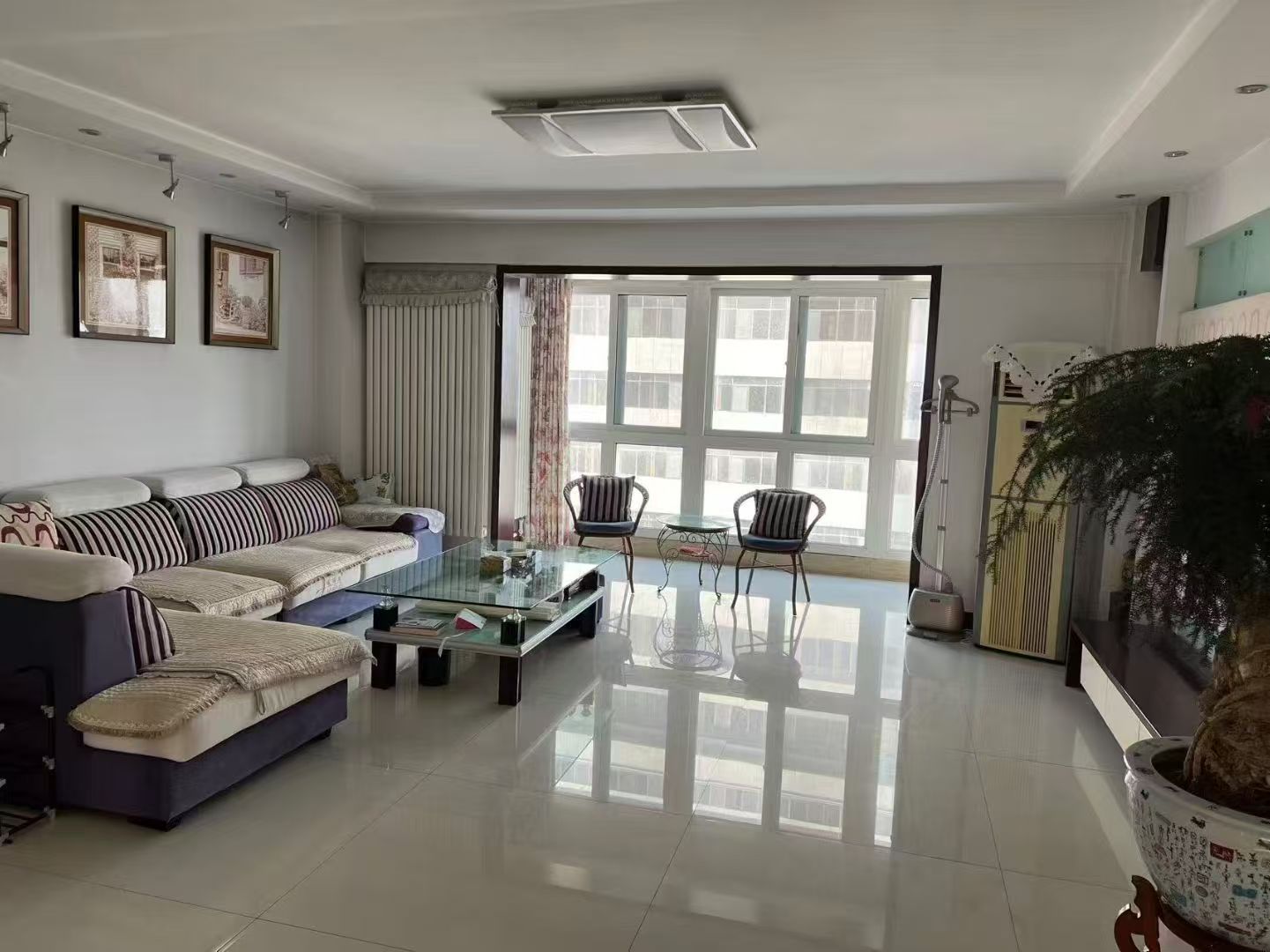 祥和花園電梯五樓160平三室兩衛(wèi)68.8萬(wàn) 祥和花園電梯五樓160平三室兩衛(wèi)68.8萬(wàn)