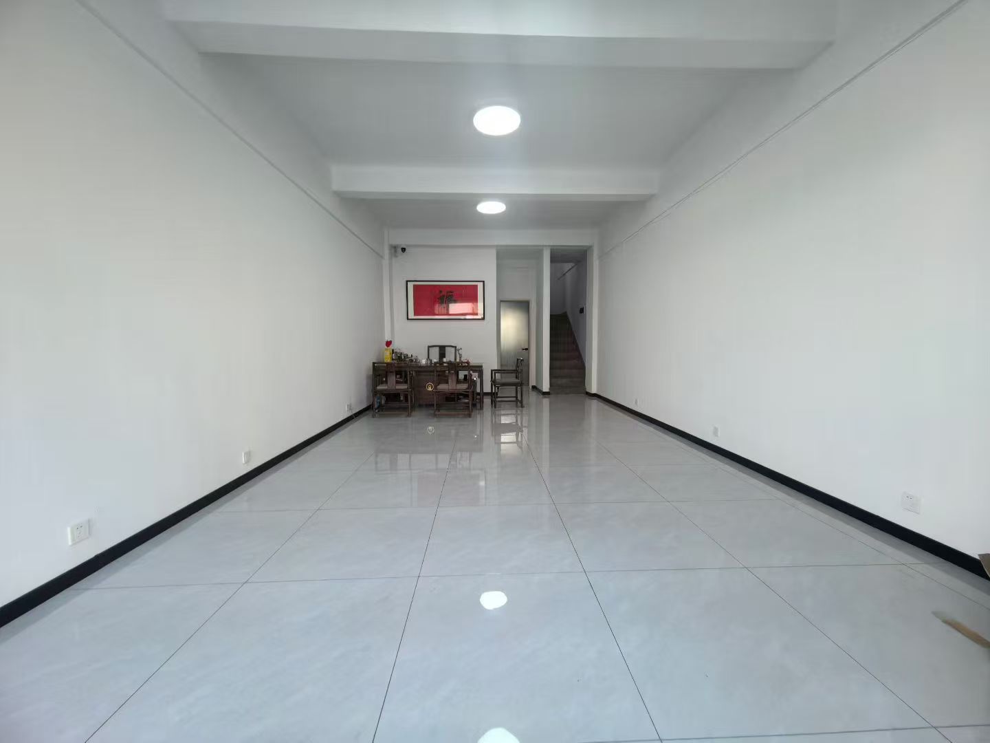 銀海綠洲門(mén)市房上下一共112平有地暖 有房證45.8萬(wàn) 銀海綠洲門(mén)市房上下一共112平有地暖 有房證45.8萬(wàn)