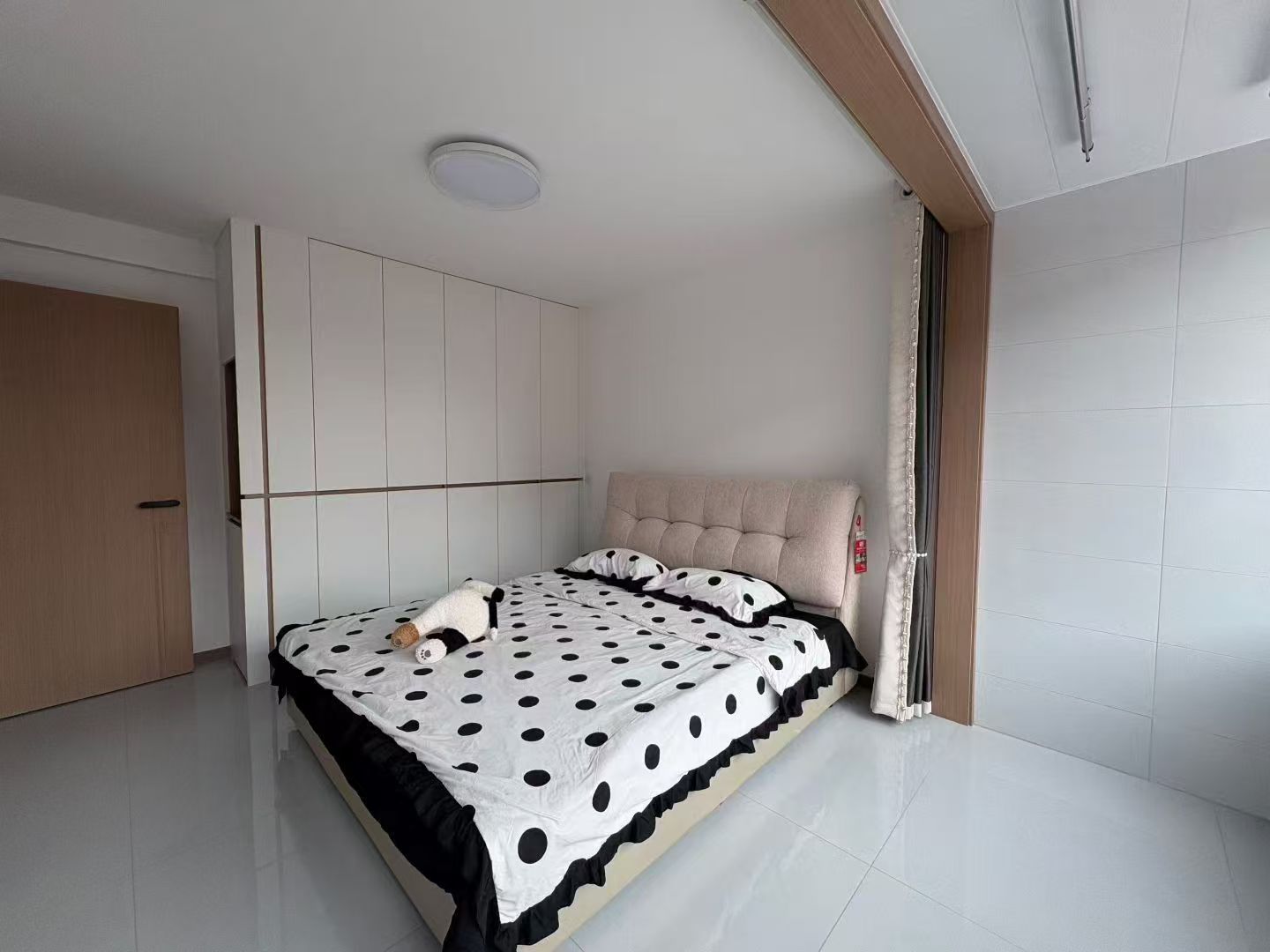 燕南街無坡三樓南三室精裝102平33.8萬 燕南街無坡三樓南三室精裝102平33.8萬