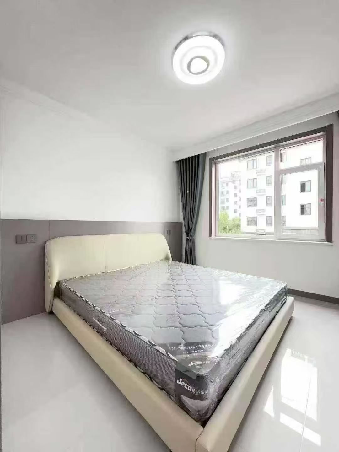 職工街二樓 91.44平 兩室 精裝未住30萬 職工街二樓 91.44平 兩室 精裝未住30萬