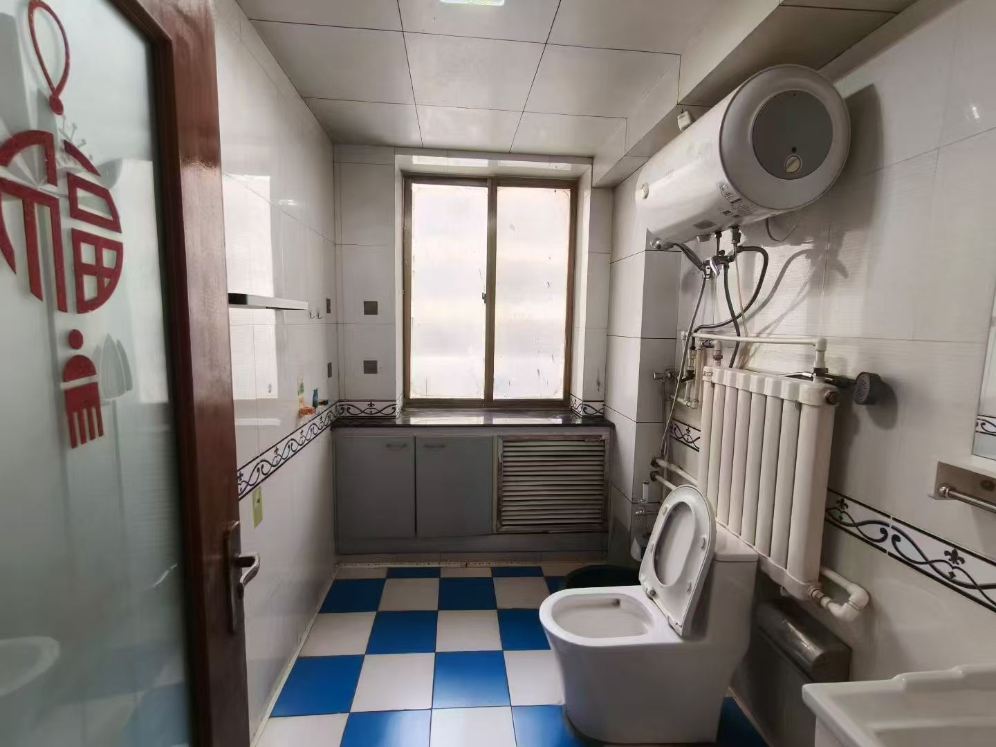 單山路澆筑樓一樓90平29.8萬 單山路澆筑樓一樓90平29.8萬