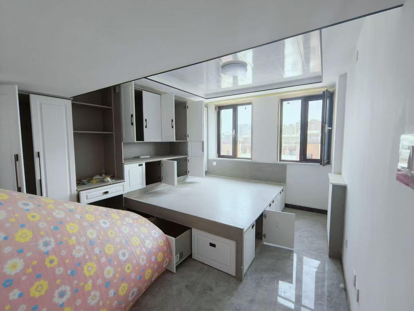 金色年華三期多層頂加閣103.3平四室33.8萬 金色年華三期多層頂加閣103.3平四室33.8萬