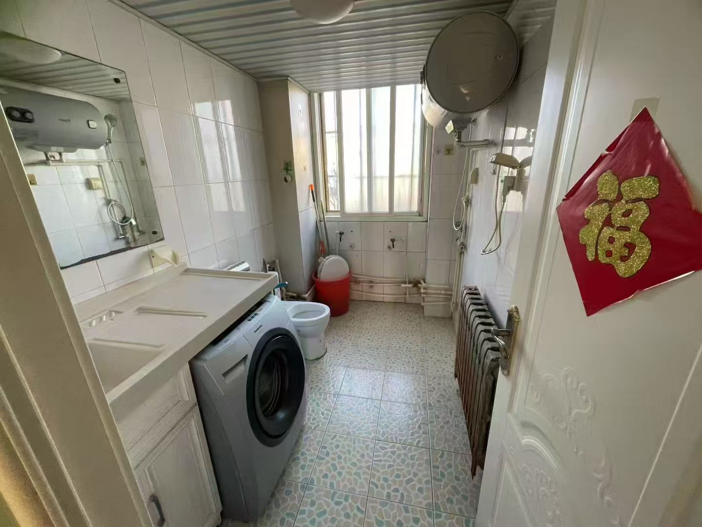 出租昆俞新城二樓兩室家電齊全長租900短租1000