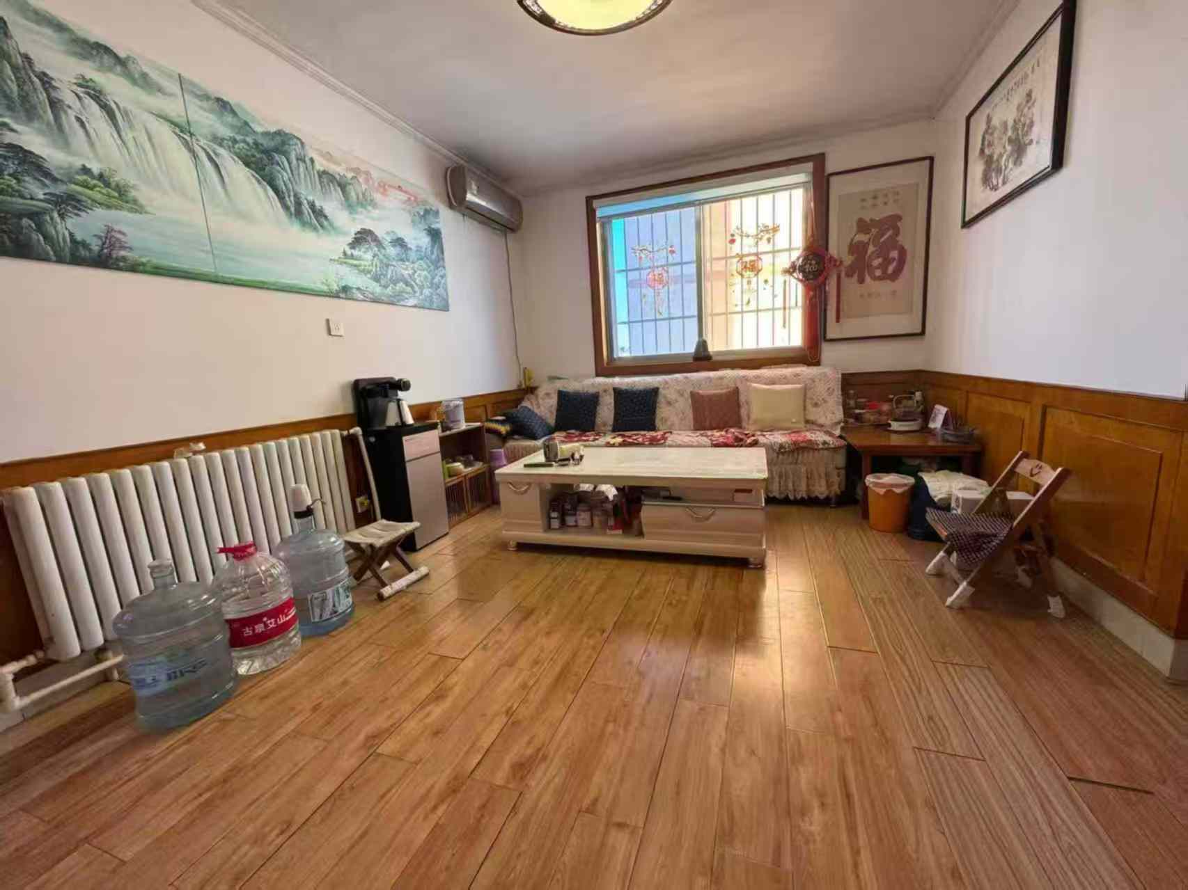 爬山街二樓 128平三室26.6萬 爬山街二樓 128平三室26.6萬