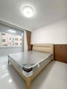 龍山路南多層住人二樓 124.13平三室32萬