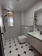 宇程陽光精裝修11樓老板工抵91平三室46.6萬