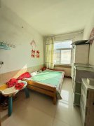 城北街無坡貼地2樓 三室有大鍋暖炕 89.07平16.8 萬