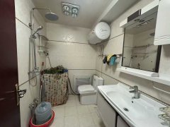 昆崳新城澆筑樓4樓115平三室28.8萬