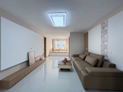 金地街四室精裝修120.57平二樓37萬(wàn) 金地街四室精裝修120.57平二樓37萬(wàn)