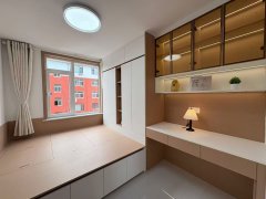 燕南街無坡三樓南三室精裝102平33.8萬