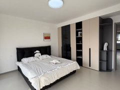 海泰莊園一期電梯好樓層112.56平送草房三室時(shí)尚53.8萬